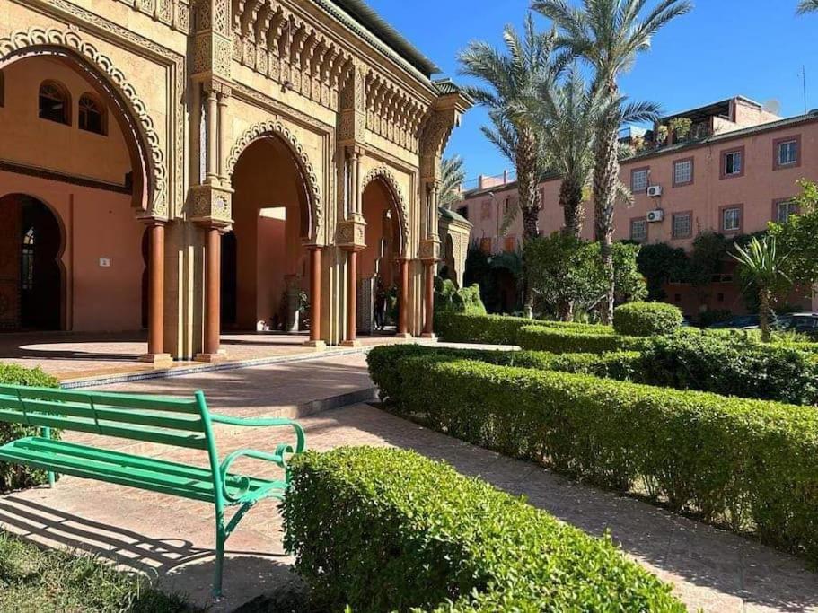 Duplex Style Riad Residence Avec Piscines Marrakesh Exterior photo