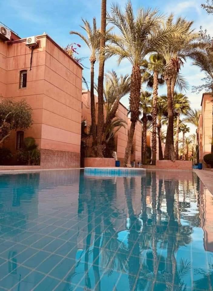 Duplex Style Riad Residence Avec Piscines Marrakesh Exterior photo
